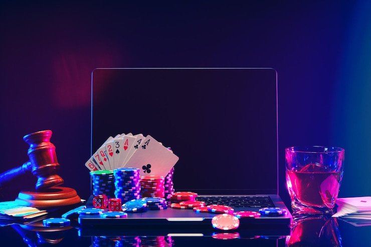 Fitur Giant Bomb dalam Reactoonz menampilkan karakter yang menghilangkan simbol di sekitarnya